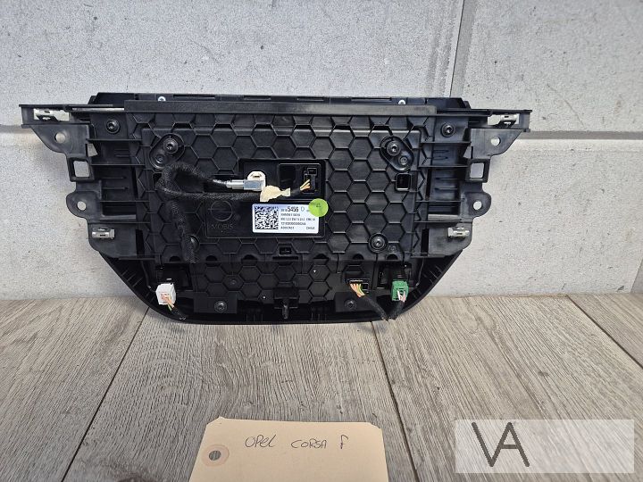 Kleurendisplay scherm van Opel Corsa F 2019 - 2025 39185456 – Photo 3