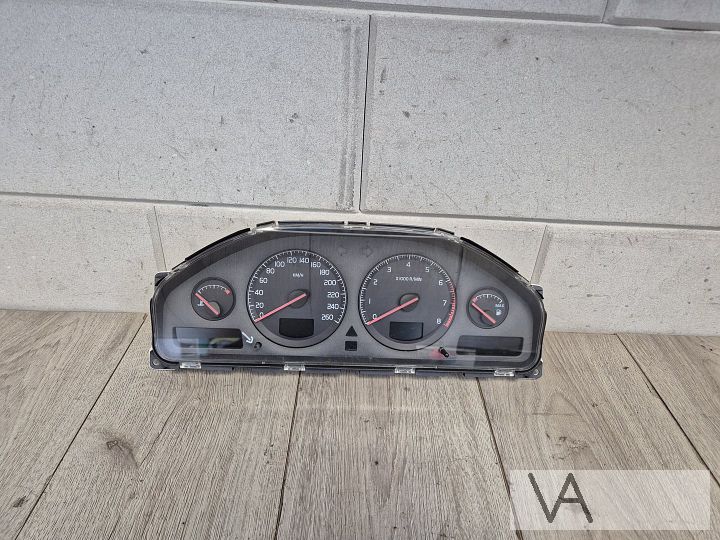 Cockpit teller van Volvo S60 en V70 2000 - 2004 9499668 €50