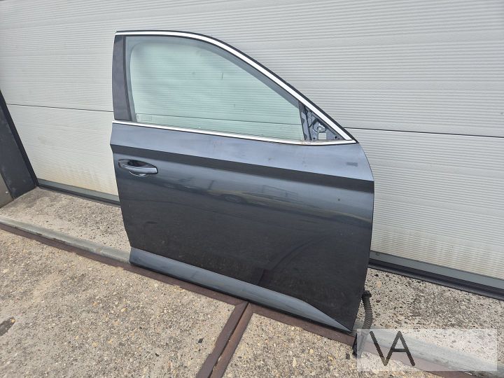 Deur portier rechts voor van Skoda Superb 2015 - 2024 €450 – Foto 7