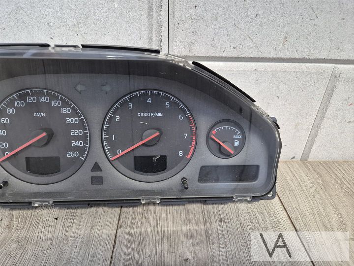 Tellerklok Cockpit van Volvo S60 / V70 2000-2004 9499668 €50 – Foto 3