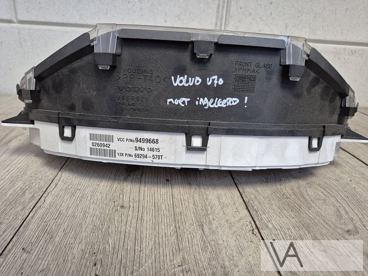 Tellerklok Cockpit van Volvo S60 / V70 2000-2004 9499668 €50 – Foto 4