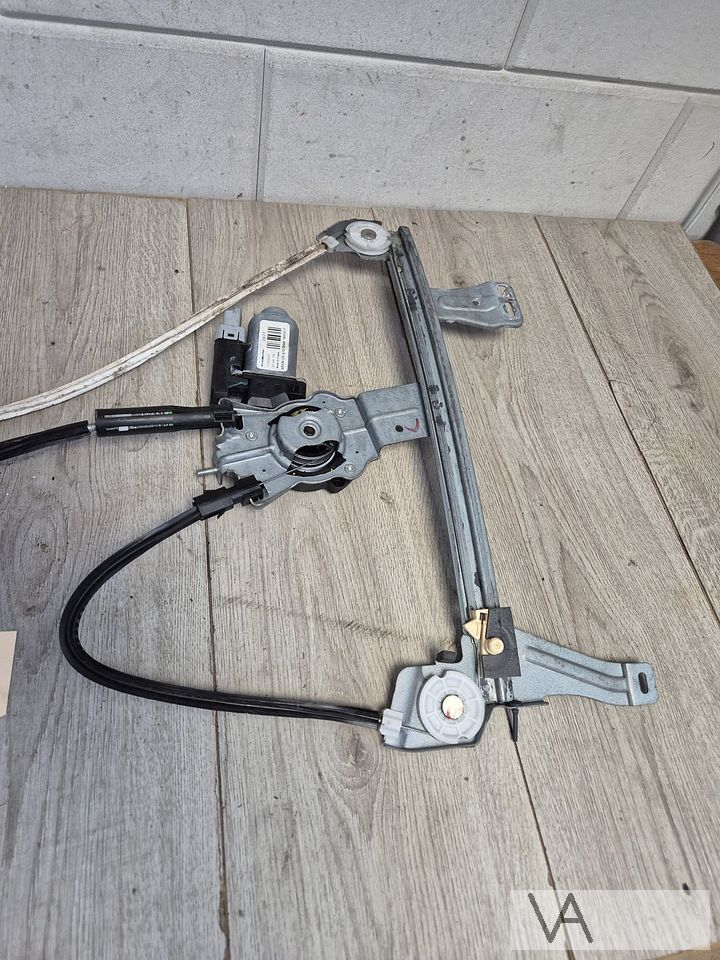 Raammechanisme links VOOR van Peugeot 207 cc cabrio €150 – Foto 4