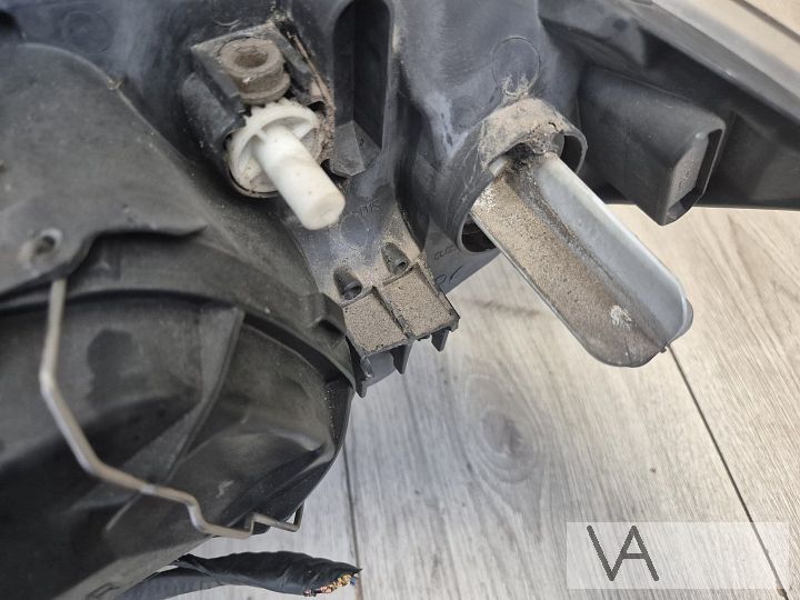 Koplamp XENON rechts van BMW 1 serie E87 2004 - 2008 7180832 – Foto 6
