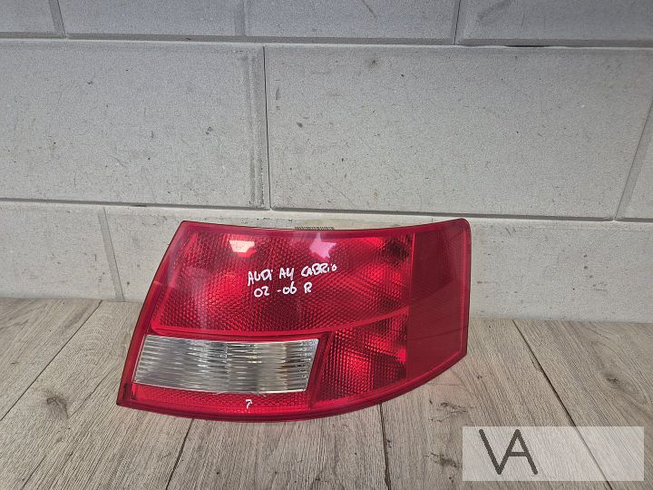 Achterlicht rechts van Audi A4 cabrio 2002 tot 2006 €100