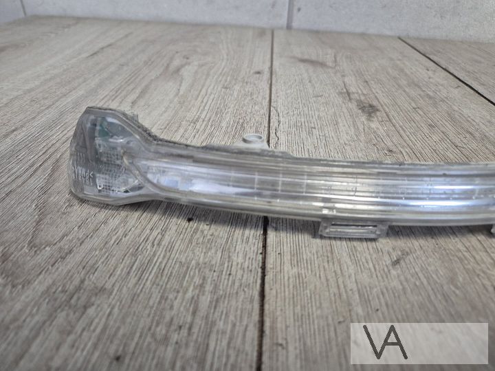 Knipperlicht in spiegel van VW Golf 7 RECHTS 5g0949102 €20 – Foto 2