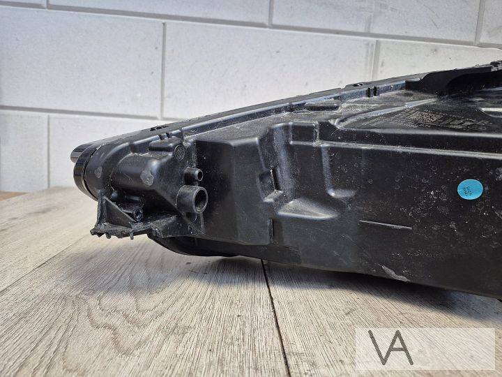 Koplamp rechts Audi A3 8y compleet 8y0941034 zie foto's €200 – Foto 7