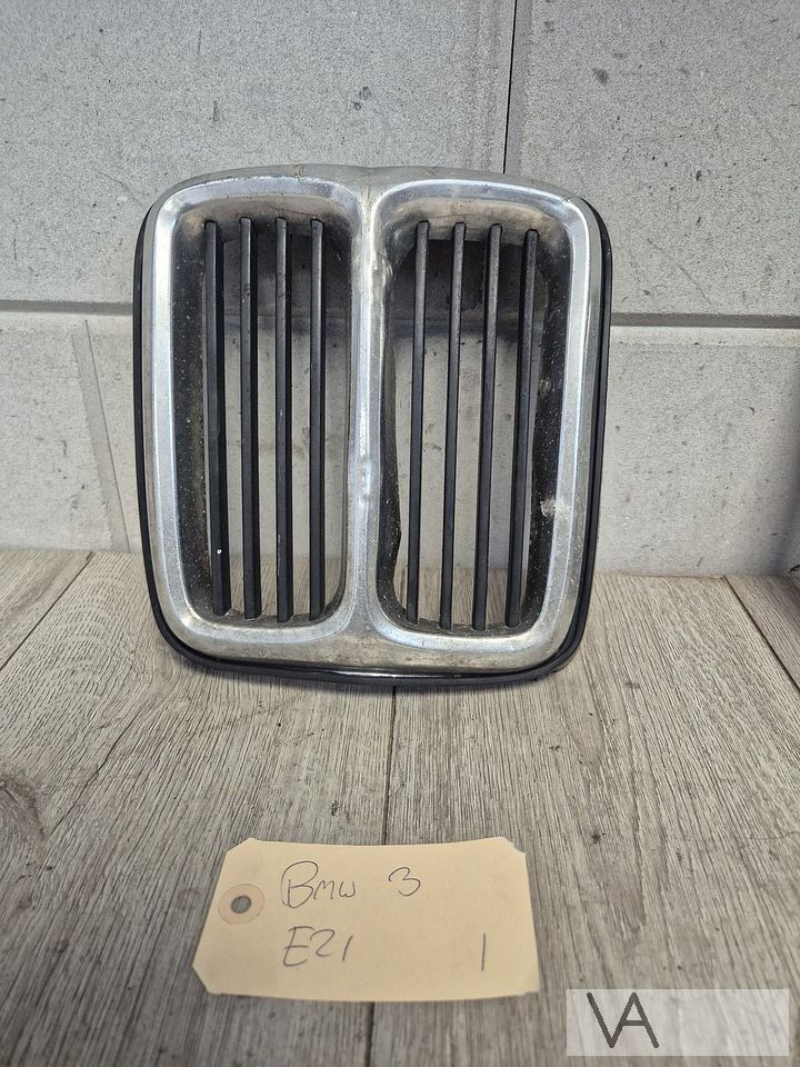 Grille nieren van BMW 3 serie E21 1975 - 1984 1872047 €50