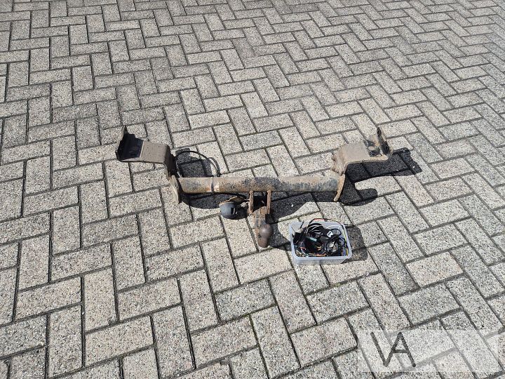 Trekhaak set +module voor Kia Cee'd station 2013 - 2018 €100