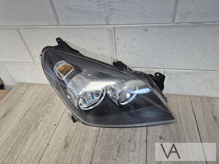 Koplamp rechts van Opel Astra H 2004 - 2008 halogeen €50 – Foto 3