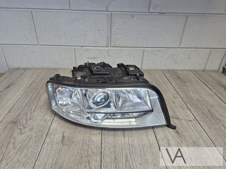 Koplamp XENON rechts van Audi A6 2000 -2005 zeer nette staat