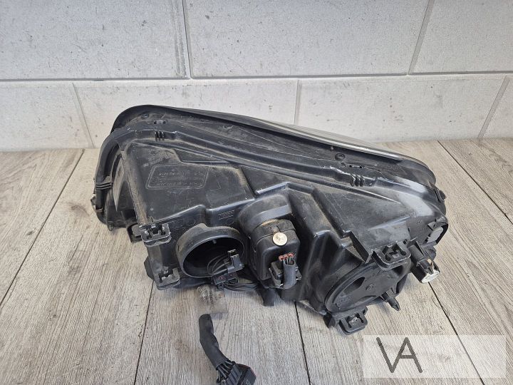 Koplamp rechts XENON van Volvo xc90 2002-2007 30764398 €200 – Foto 4