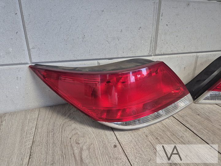 Achterlicht LINKS van Opel Astra twintop cabrio 2005 - 2010 – Foto 2