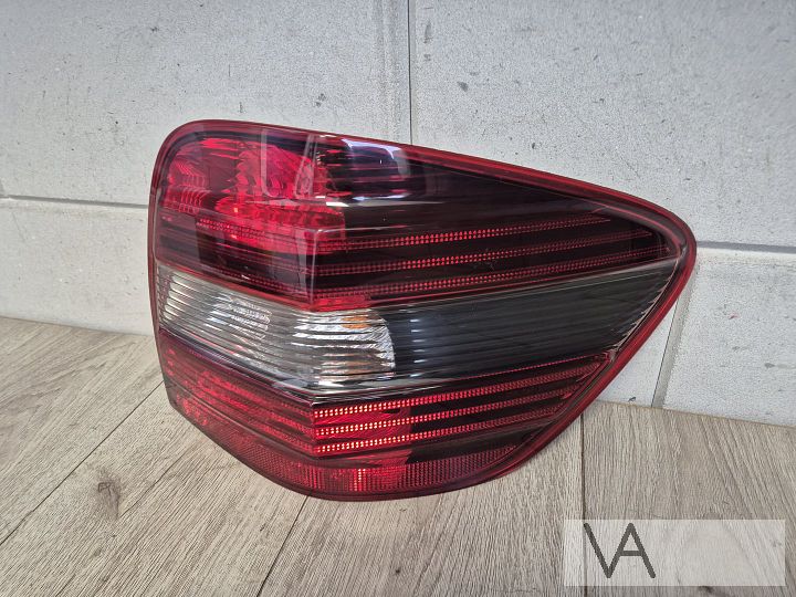 Achterlicht rechts van Mercedes ML W164 schadevrij €75 – Foto 3