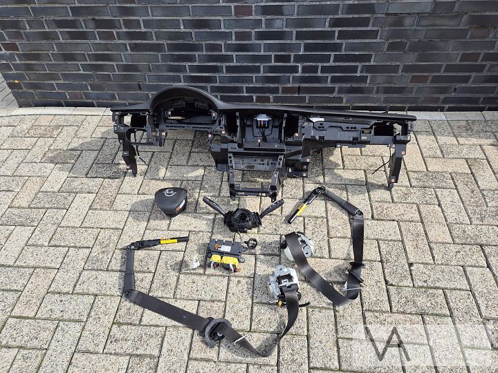 Airbag set met dashboard en gordels Opel Astra K 2015 - 2021