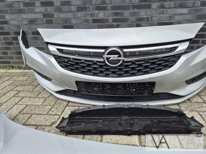 Voorkop compleet van Opel Astra K 2015 - 2021 zilver €1250 – Foto 5