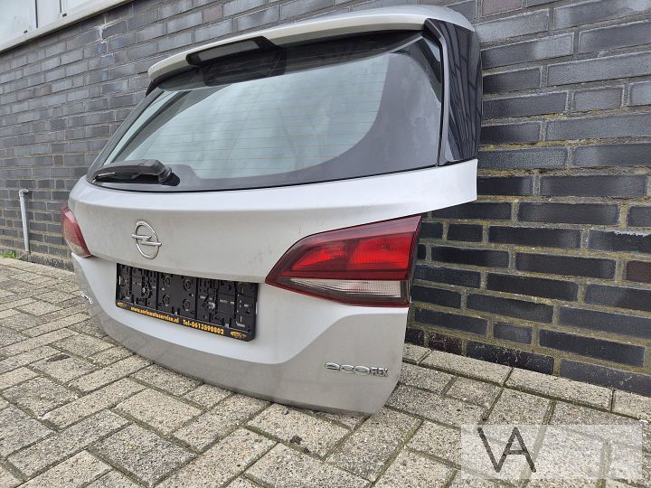 Achterklep van Opel Astra K station 2015 -2021 zilver plekje – Foto 3