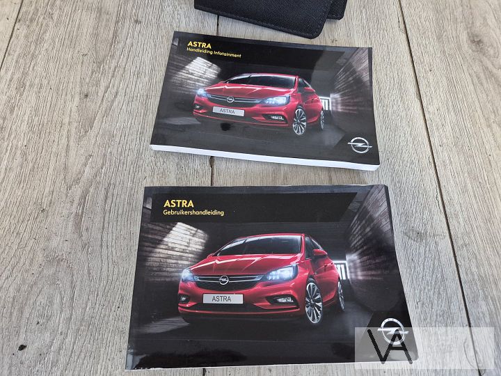 Handleiding instructieboekje van Opel Astra K 2015 - 2021  – Foto 2
