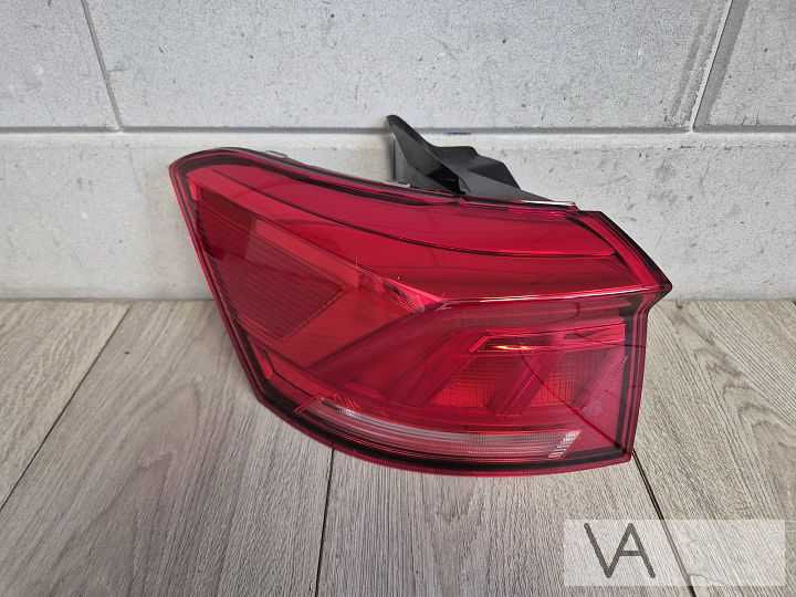 Achterlicht links van VW Volkswagen T-roc nieuwstaat €75 – Foto 3