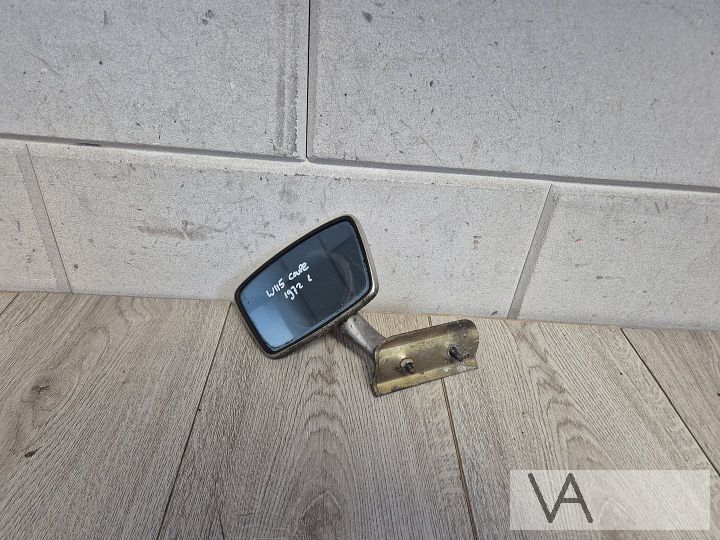 Spiegel links van Mercedes W114 W115 coupe origineel €50