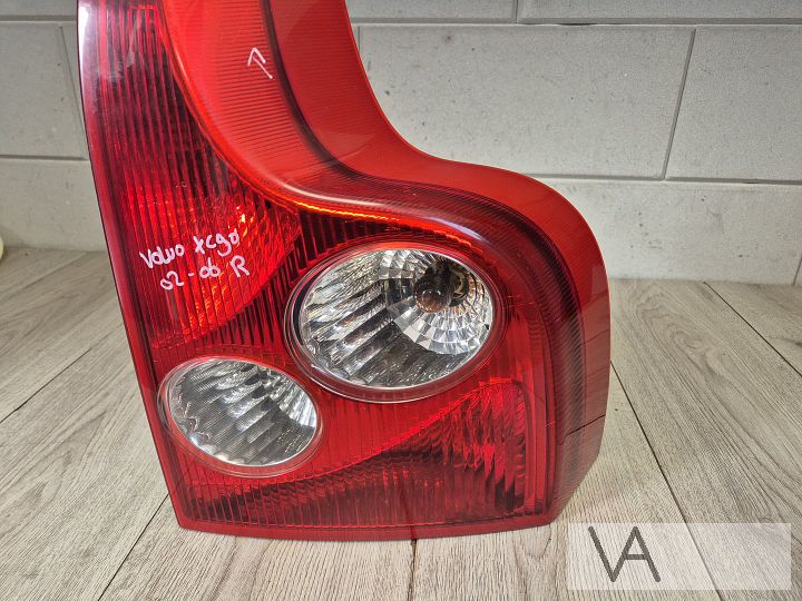 Achterlicht rechts van Volvo XC90 2002 - 2007 kraakje €100 – Foto 4