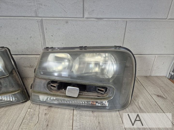 Koplamp links / rechts van Chevrolet Trailblazer 2002 - 2009 – Foto 3