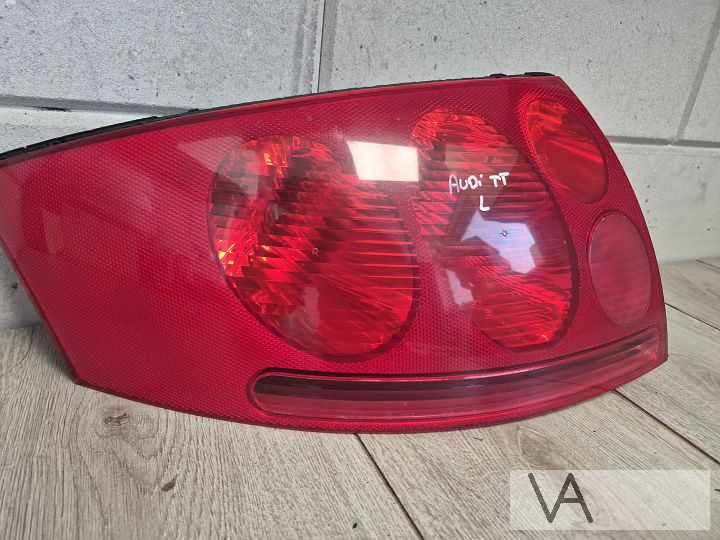 Achterlicht links van Audi TT 1998 - 2005 nette staat €200 – Foto 3