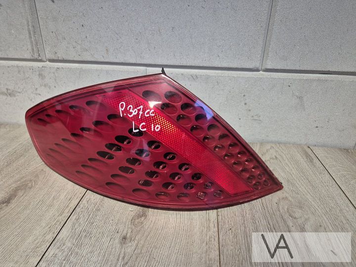 Achterlicht links op auto van Peugeot 307cc 2004 - 2009 €150 – Foto 3