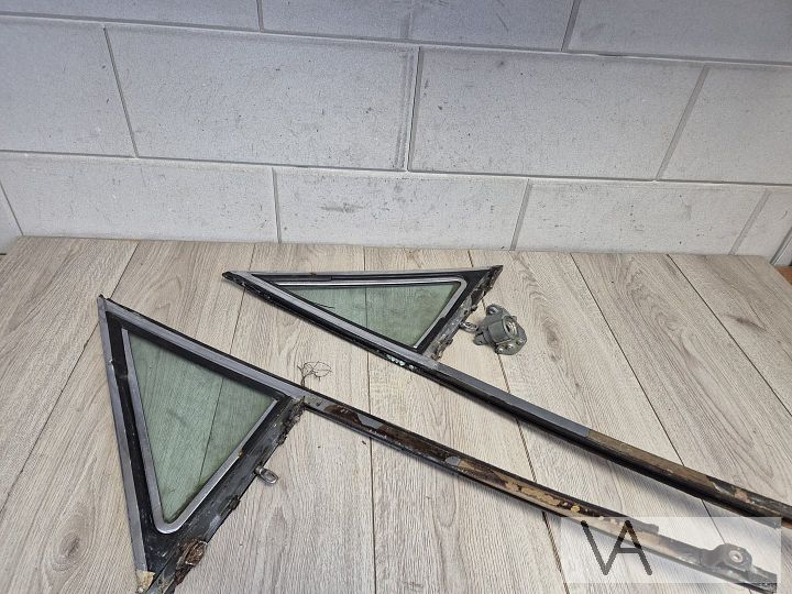 Mercedes W114 / W115 coupe ruit zijruit van deur €50 /st – Foto 6