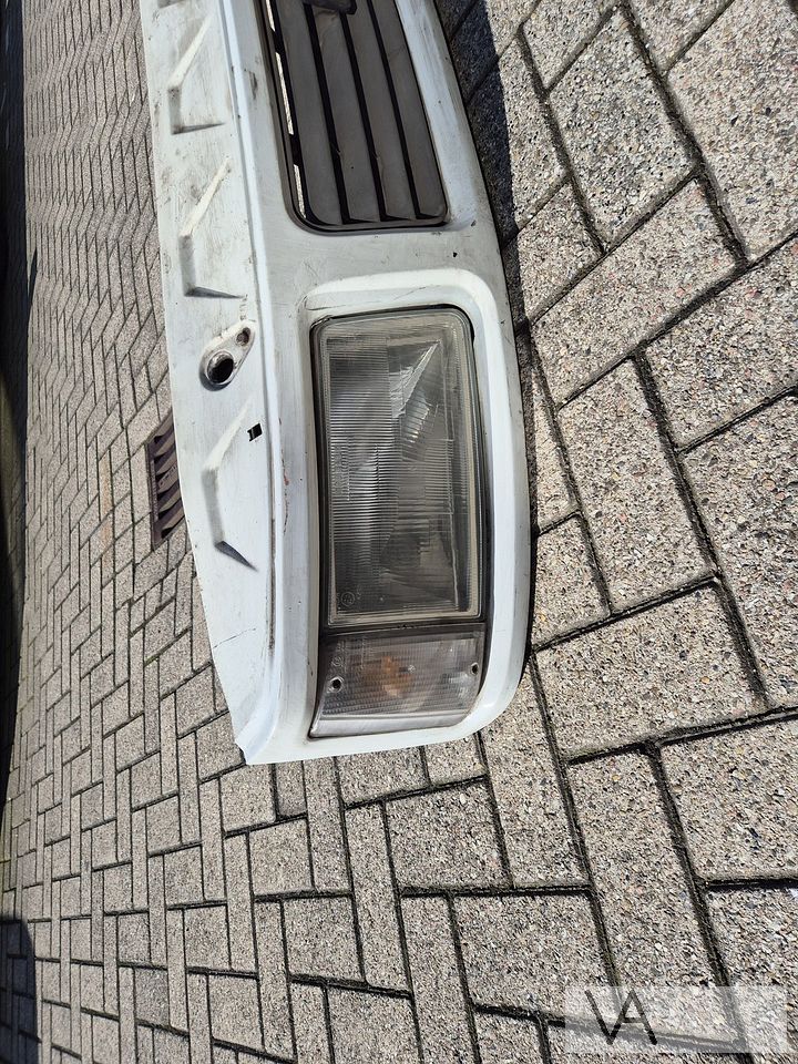 Voorfront met koplampen van Iveco Daily 1991 -1999 wit €150 – Foto 2