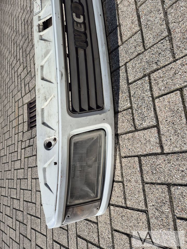 Voorfront met koplampen van Iveco Daily 1991 -1999 wit €150 – Foto 3