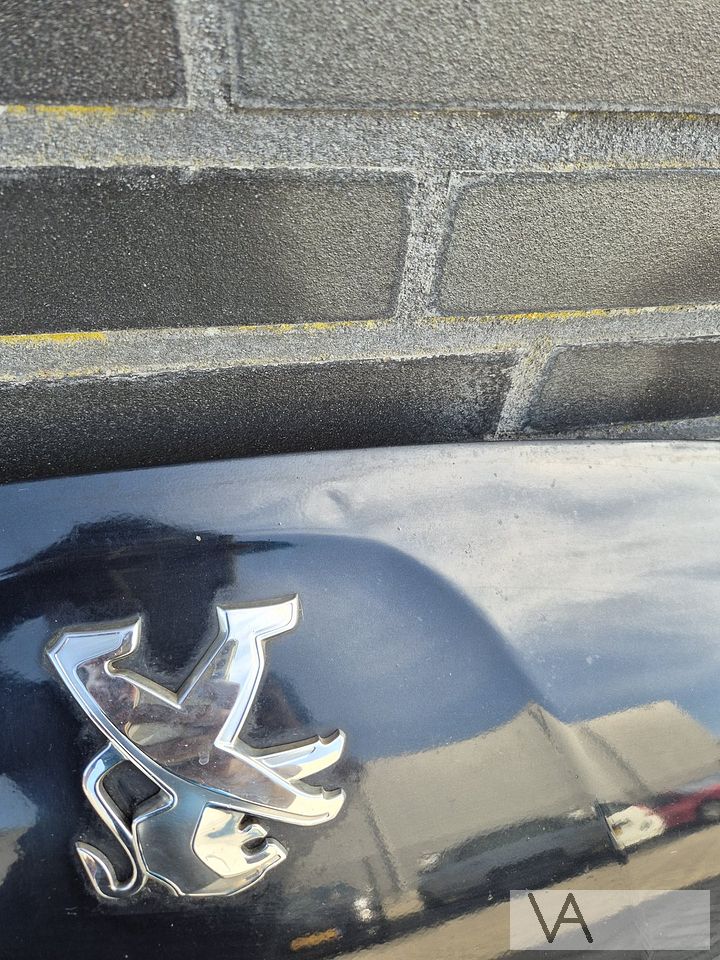 Motorkap van Peugeot 107 facelift 2012 - 2014 zwart €200 – Foto 7