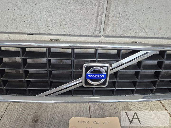 Blokjes grille Volvo S40 en V50 2004 tot 2007 schadevrij €75 – Foto 3