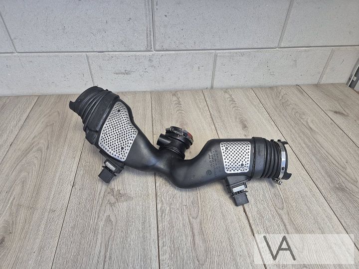 Luchtmassameter met buis van Mercedes ML / E 642 diesel €200
