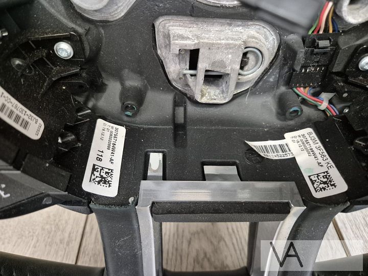 Stuur met flippers knoppen en airbag van Range Rover Evoque  – Foto 13