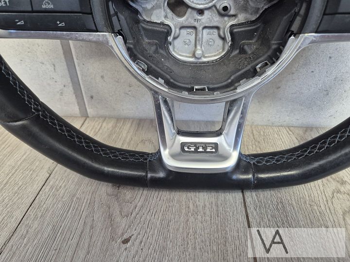 Stuur met knoppen en flippers VW Golf 7 GTE 2013 - 2019 €150 – Foto 2