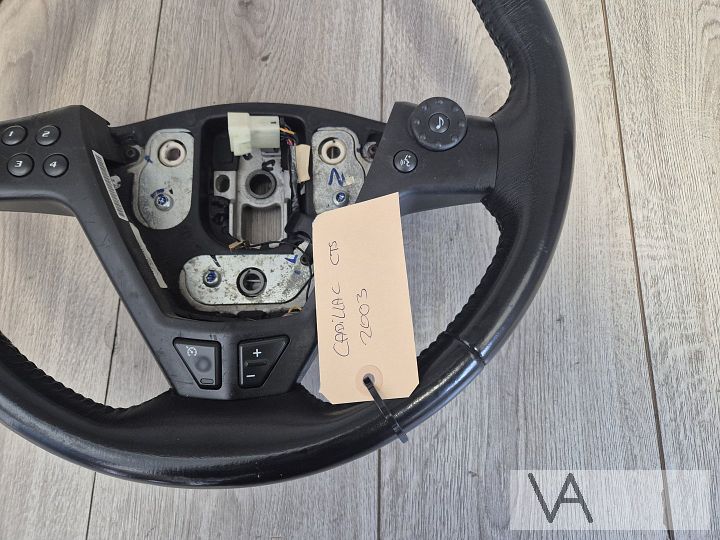 Houten stuur met knoppen van Cadillac CTS 2003 tot 2007 €100 – Foto 6