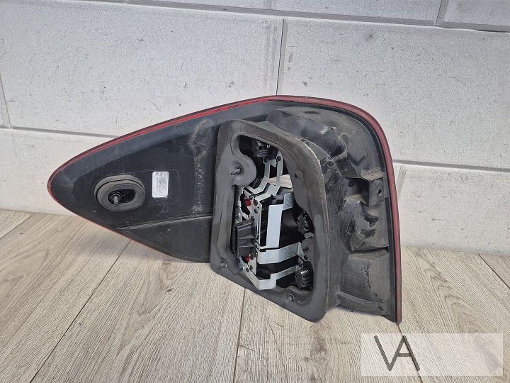 Achterlicht rechts van Mercedes ML W164 2005 tot 2009 smoke – Photo 4