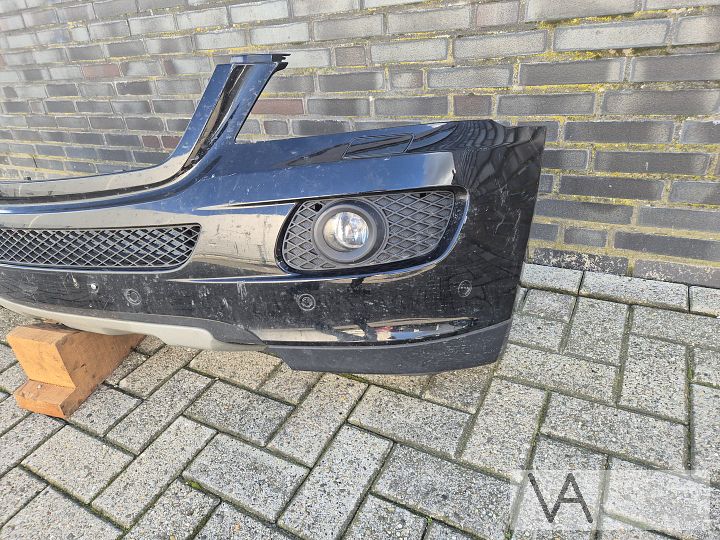 Voorbumper Bumper van Mercedes ML W164 2005 tot 2009 zwart – Foto 7