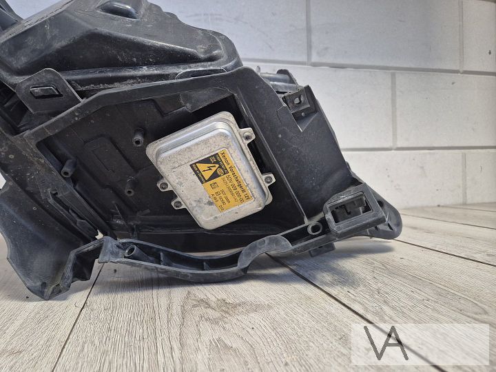 Koplamp links xenon van BMW 5 serie E60 / E61 2005 tot 2007 – Foto 7