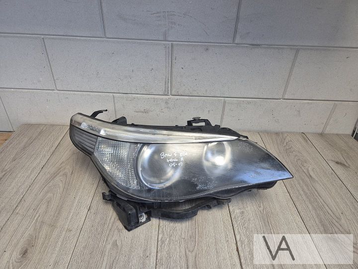 Koplamp rechts xenon van BMW 5 serie E60 / E61 2005 tot 2007