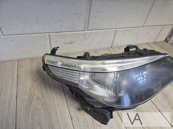 Koplamp rechts xenon van BMW 5 serie E60 / E61 2005 tot 2007 – Foto 2
