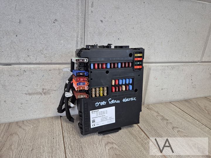 Zekeringkast BCM sam van Smart Fortwo w451 a4519001402 €150 – Photo 3