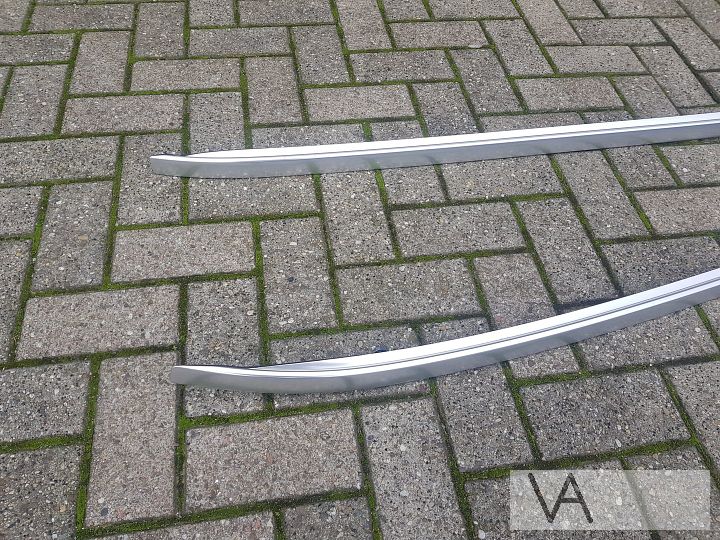 Volvo V90 2017 - 2022 dakrail roofrail set zilver chroom 100 – Photo 2