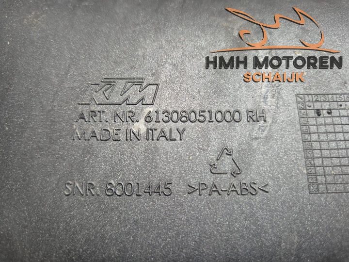 KTM Super Duke 1290 rechter tankspoiler tankkap 61308051000 – Foto 3