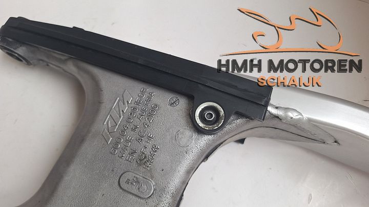 KTM 990 Super Duke Achterbrug 60004030150 LC8 – Foto 5