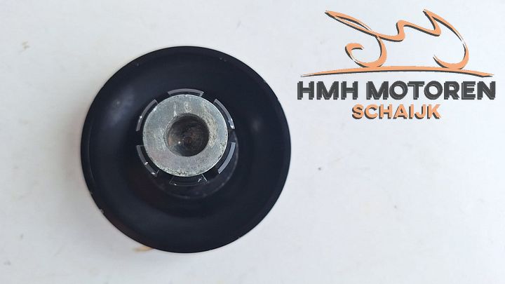 Triumph Speed Triple achterwiel einddop A9640086 – Foto 2