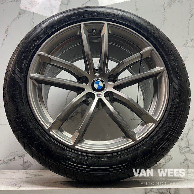 Bmw 5-serie G30 G31 G14 G15 245/45/18 INCH 662M Breedset Origineel