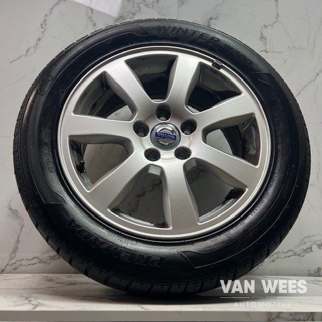Volvo V40 V50 V60 215/55/16 INCH WINTERSET  – Foto 4
