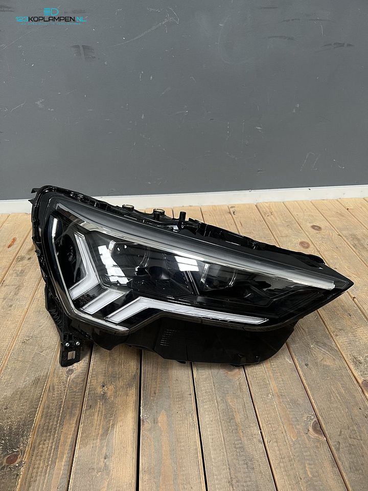 Audi RSQ3 Q3 83A Matrix led koplamp rechts – Foto 6
