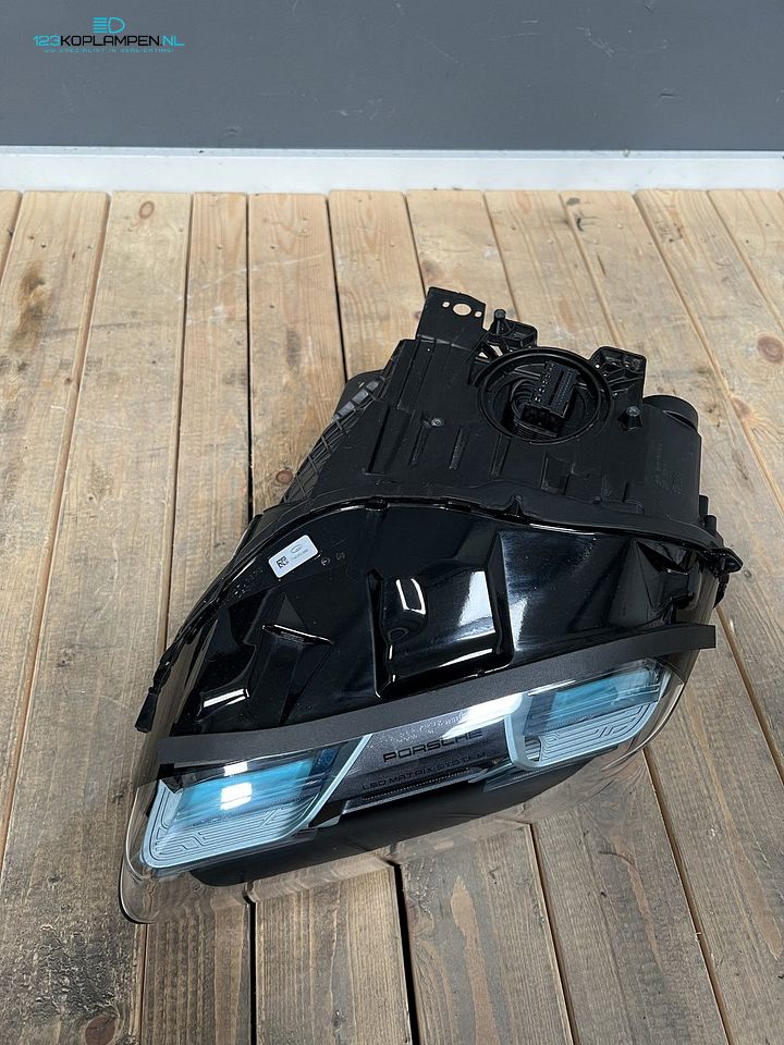Porsche Taycan 9J1 Matrix led koplamp links – Foto 6